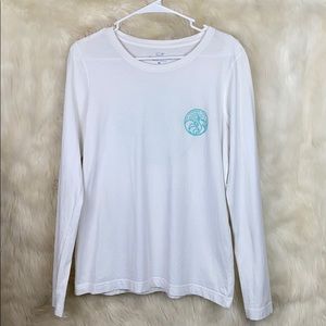 Vineyard Vines Long Sleeve Tee 🔴